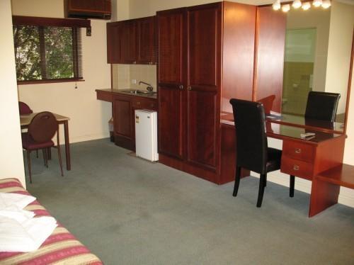 Hotel Country 2 Coast Motor