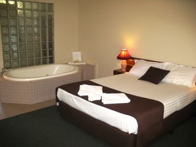 Hotel Country 2 Coast Motor