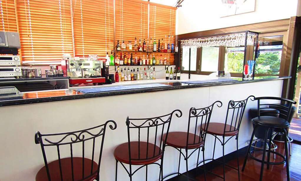 Country 2 Coast Motor Hotel 3*