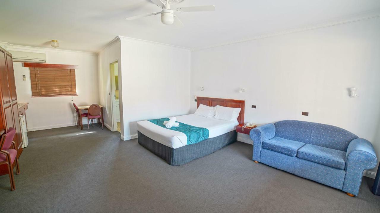 Hotel Country 2 Coast Motor 3*